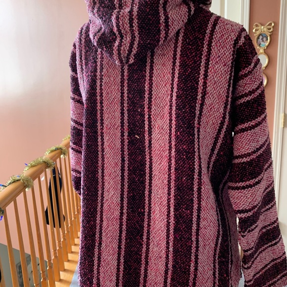 “ Drug Rug” hoodie - Picture 2 of 3